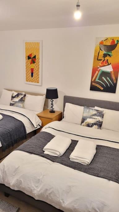 Balcony-View With Free And Secured Parking Apartamento Manchester Exterior foto